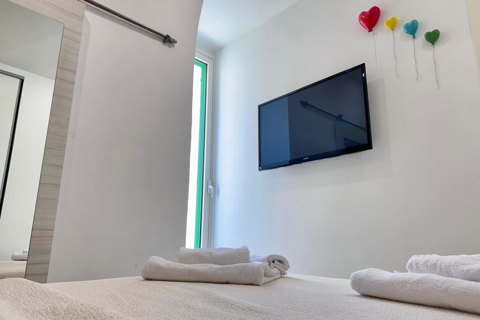 Eden Suite - Central Apartment With Balcony - مولفيتا المظهر الخارجي الصورة